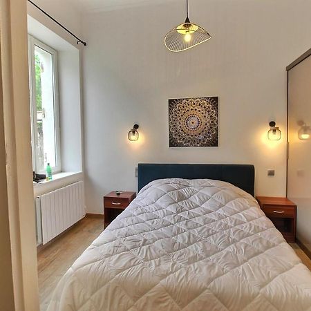 Appartement De Charme Dans Immeuble Haussmannien เปรีเกอ ภายนอก รูปภาพ