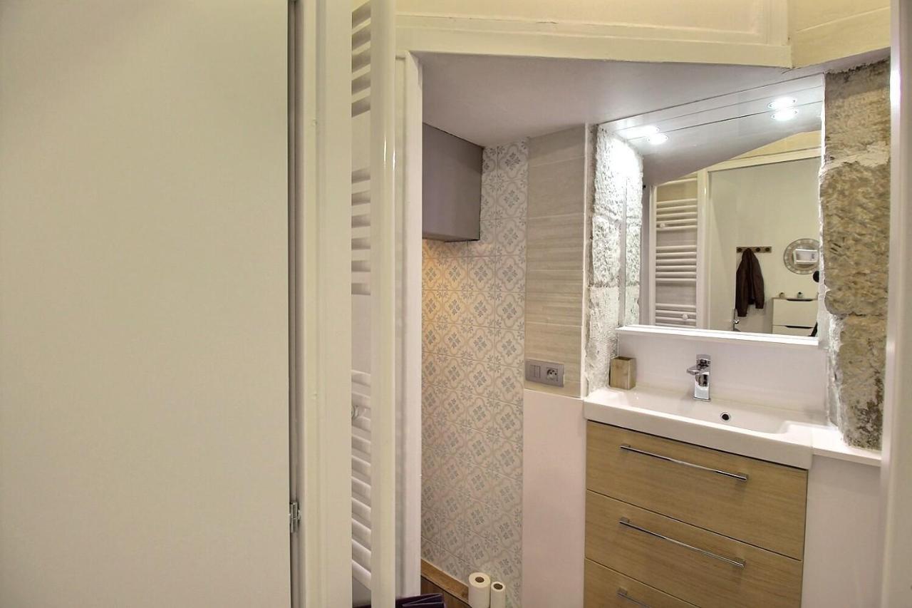 Appartement De Charme Dans Immeuble Haussmannien เปรีเกอ ภายนอก รูปภาพ