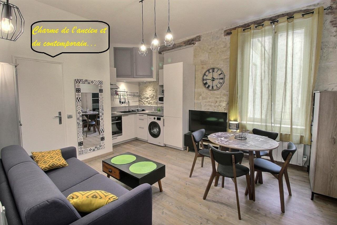 Appartement De Charme Dans Immeuble Haussmannien เปรีเกอ ภายนอก รูปภาพ